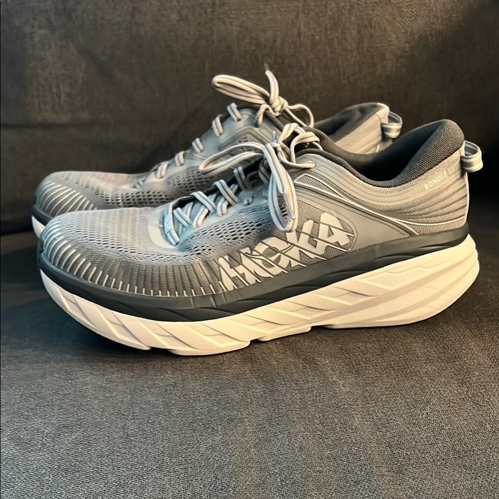 Hoka Gray Bondi 7 Shoes - Size 10 mens